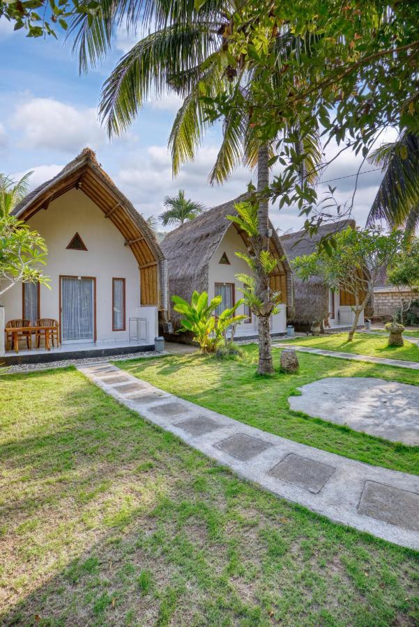 Ananta Bungalow Sakti Exterior photo